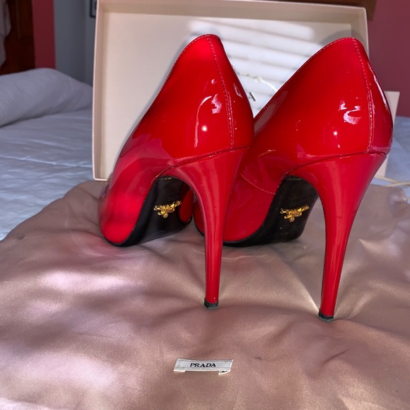 Prada Vernice Basic Rosso - Picture 2 of 8